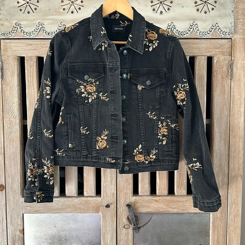 Free People DRIFTWOOD Black Embroidered Jean Jacket with Floral Embroidery Small
